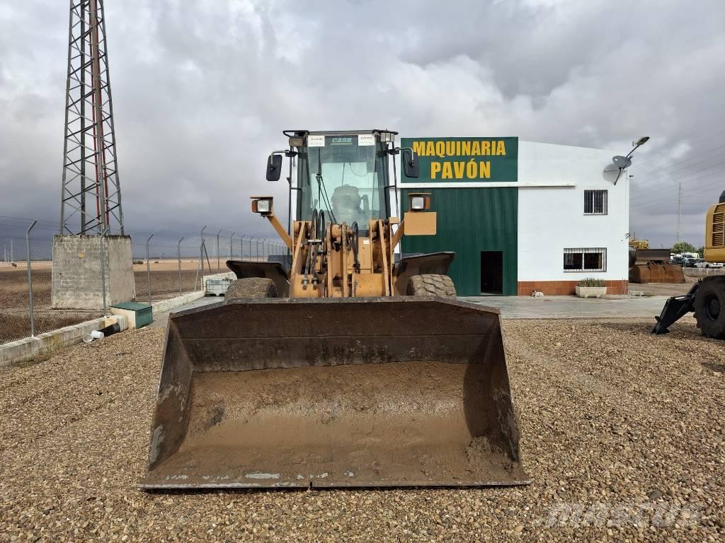 CASE 521 D  휠로우더