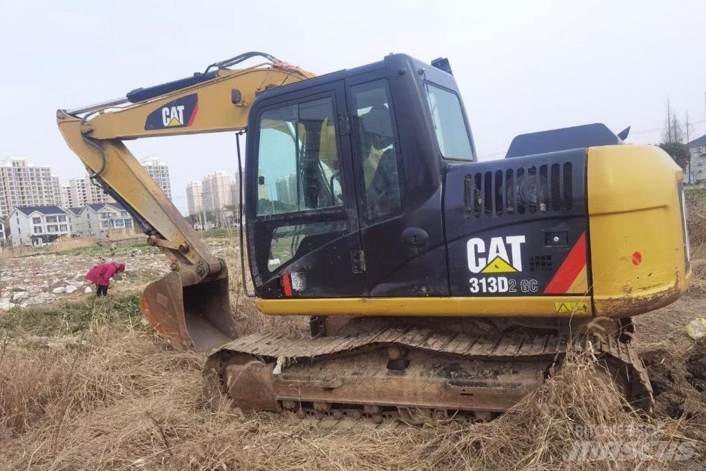 CAT 313 D 대형 굴삭기 29톤 이상