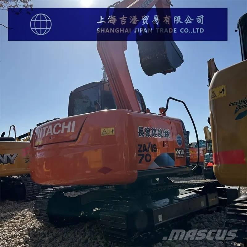 Hitachi ZX 70 소형 굴삭기 7톤 미만