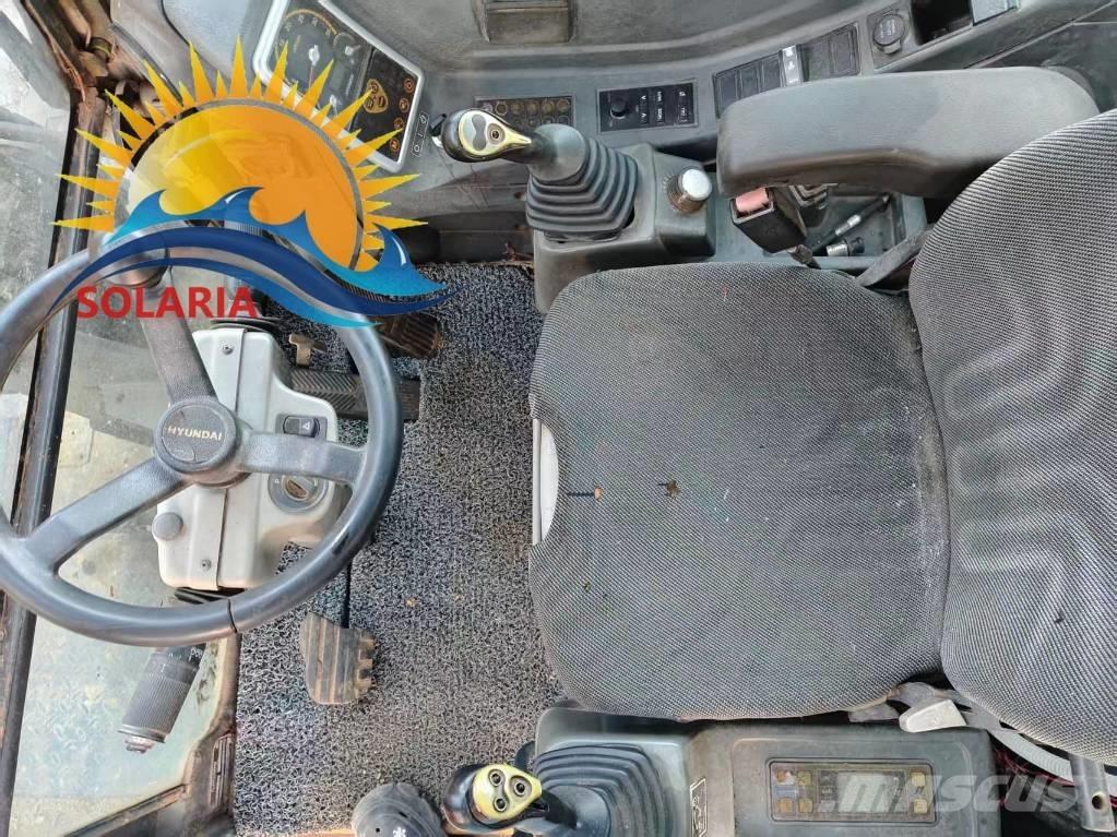 Hyundai 60 W  휠 굴삭기