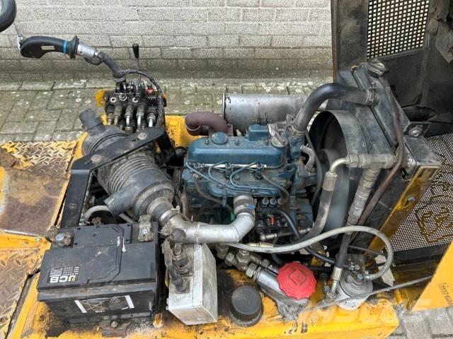 GiANT D 261 S  휠로우더