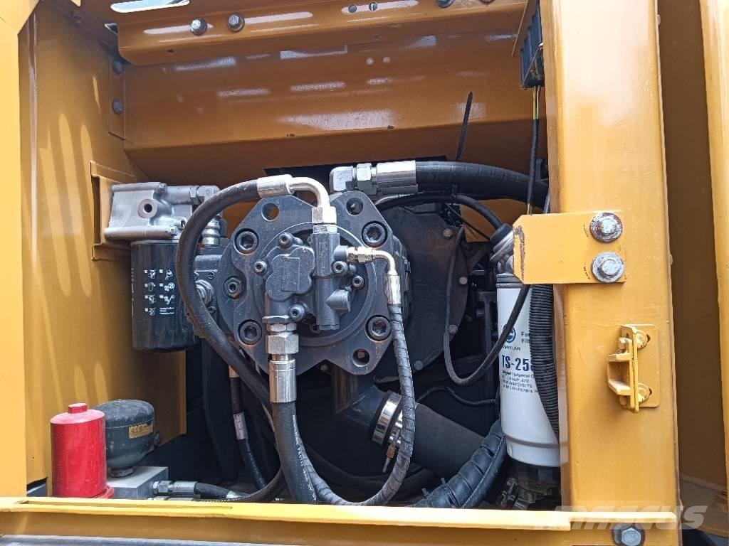 XCMG XE 215 DA 대형 굴삭기 29톤 이상