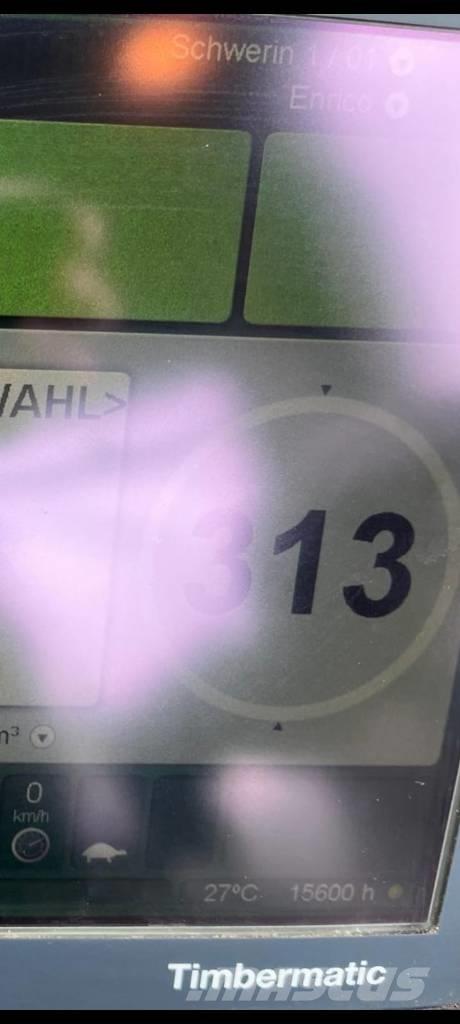 John Deere 1270 E 원목 하베스터