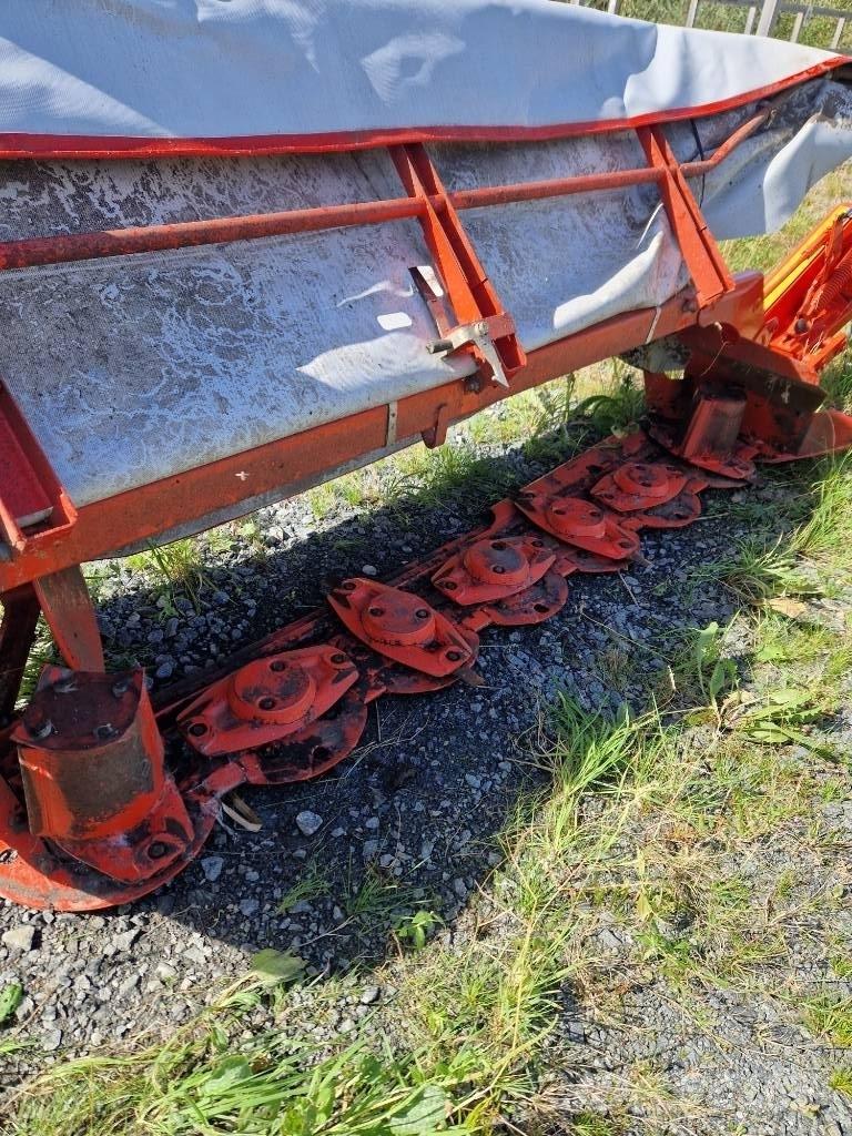 Kuhn GMD 28 제초기