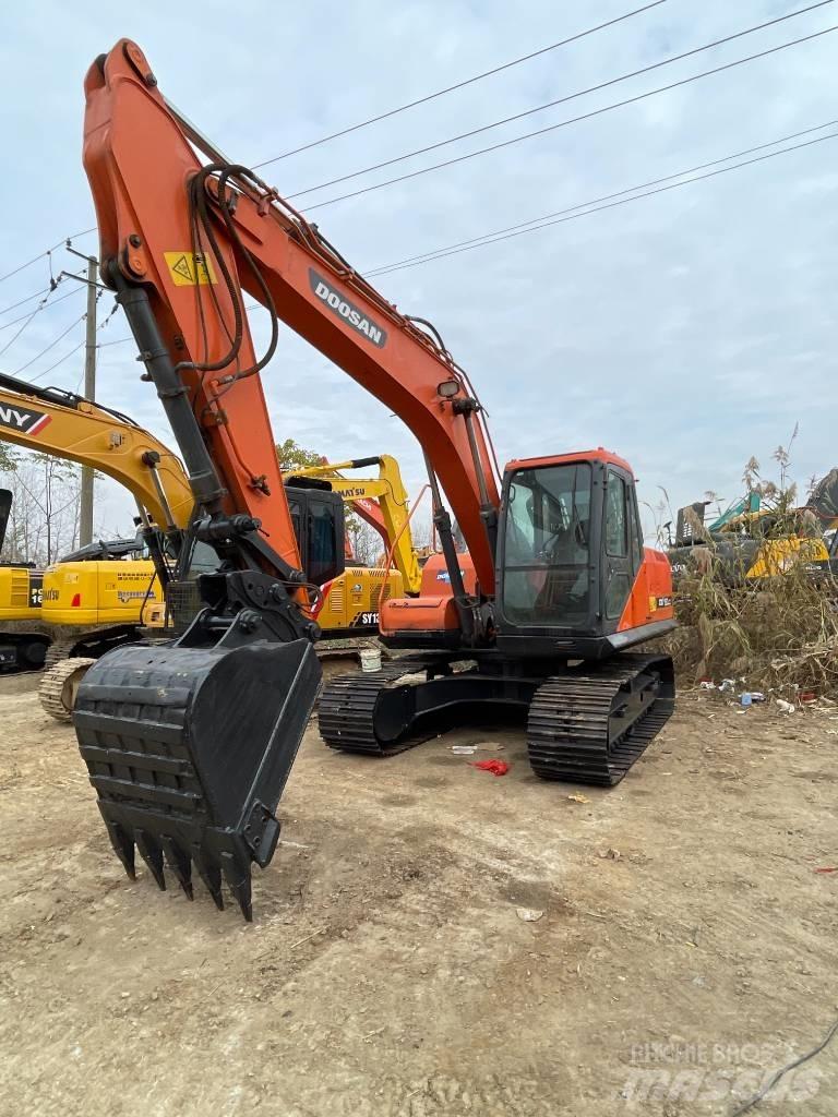 Doosan dx150 대형 굴삭기 29톤 이상