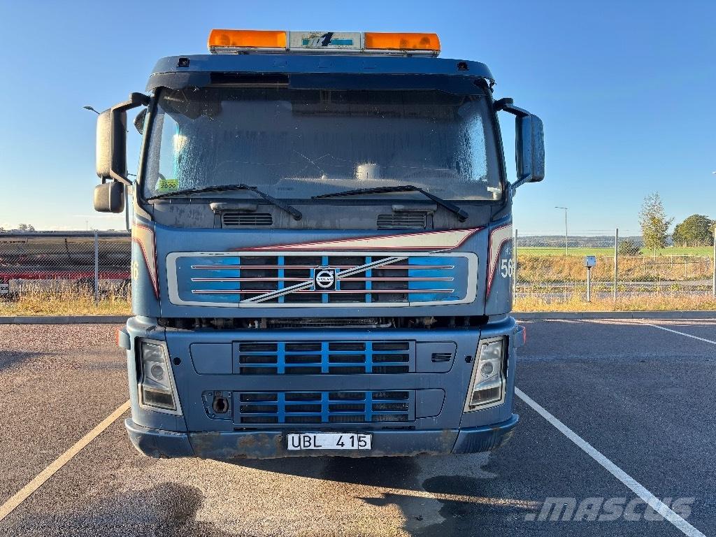 Volvo VOLVO FM12 6X2 탱커 트럭