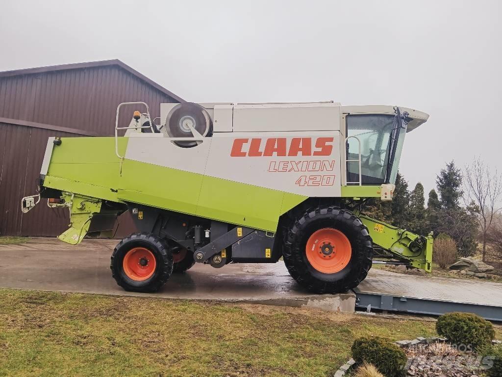 Claas 420 콤바인 수확기