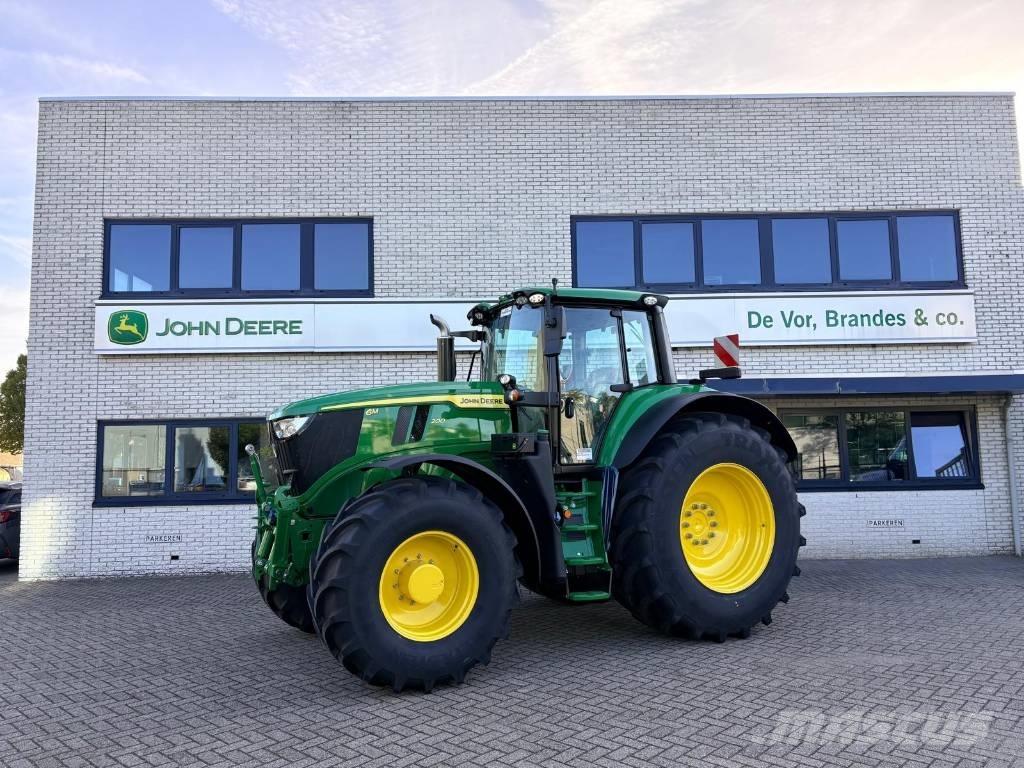 John Deere 6M200 트랙터