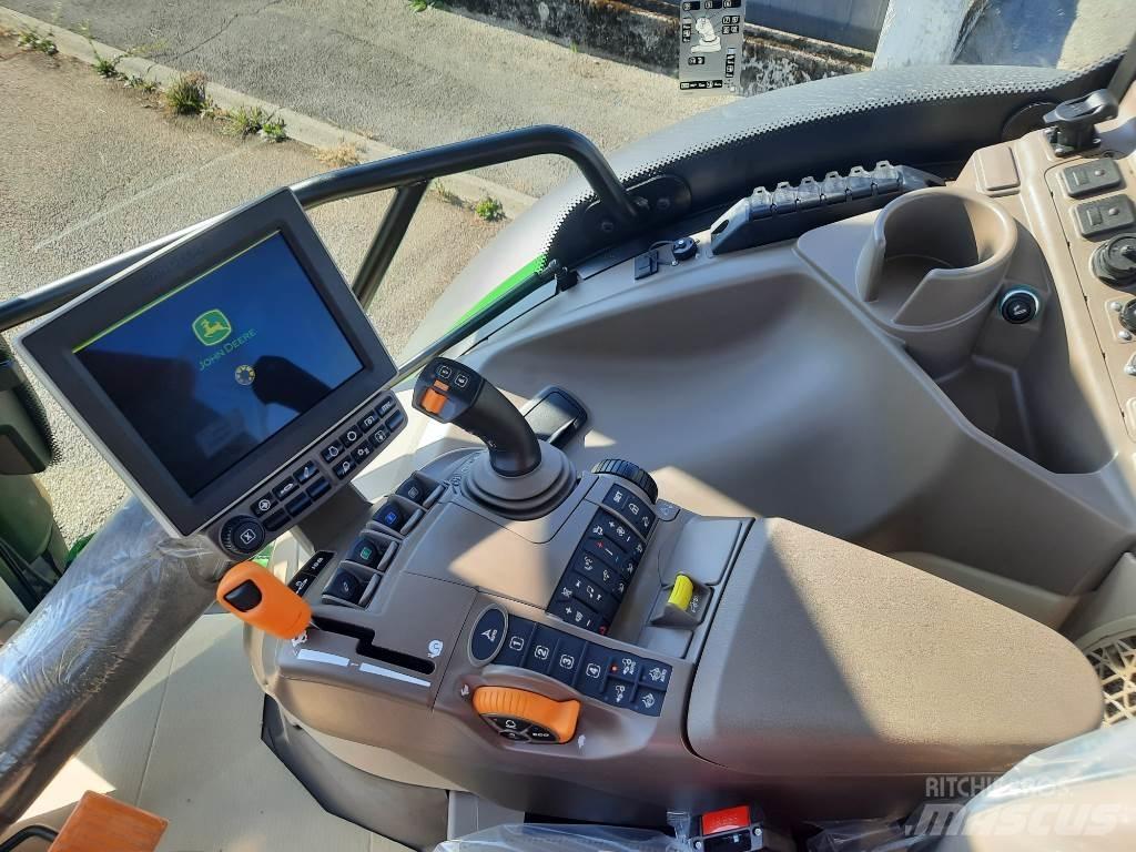 John Deere 6R130 트랙터