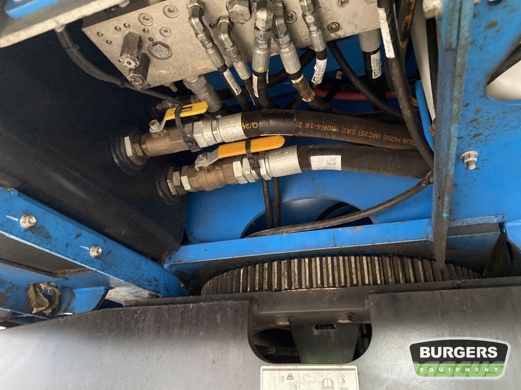 Genie Z62 40 관절형 전동이동 리프트