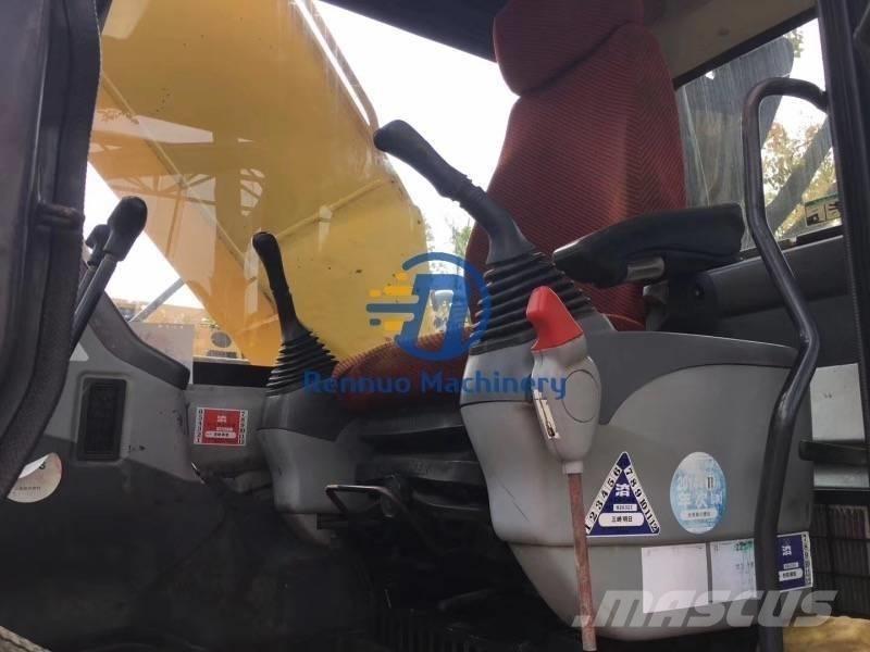 Komatsu PC210-7 대형 굴삭기 29톤 이상