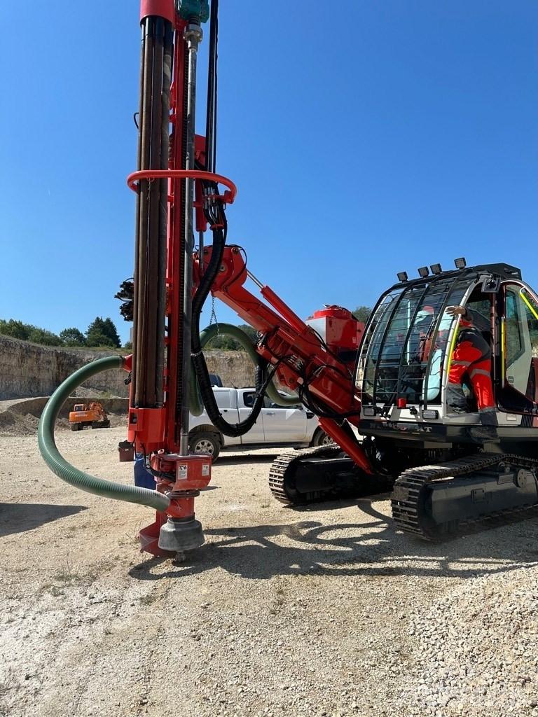 Sandvik DI 200 중형 드릴 장비