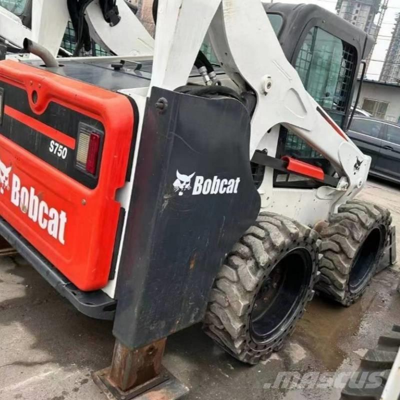 Bobcat S 750  스키드로더