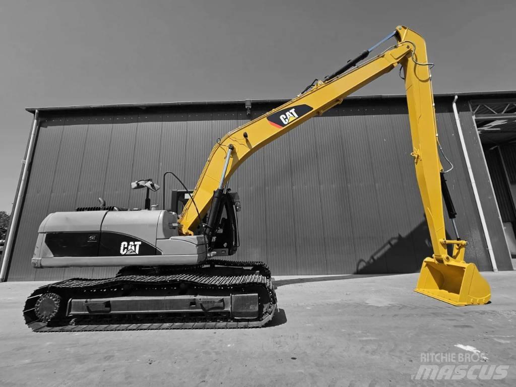CAT 320E 18m Set 백호