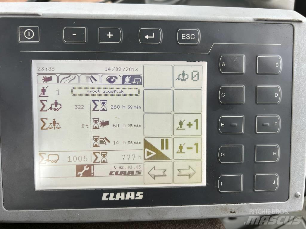 CLAAS Cargos 8500 자동 적재 트레일러
