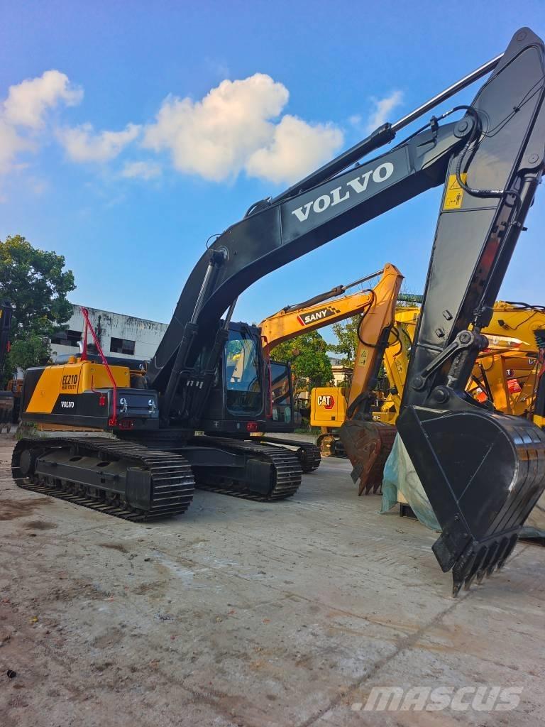 Volvo EC 210 B LC 대형 굴삭기 29톤 이상