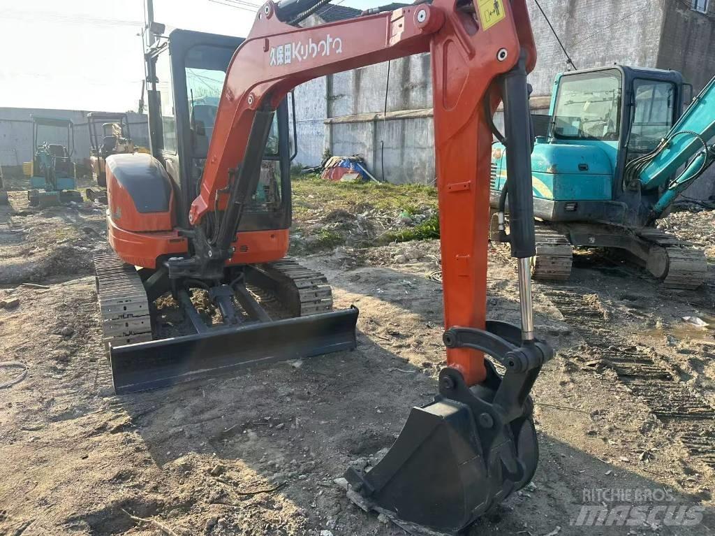 Kubota U 35 소형 굴삭기 7톤 미만