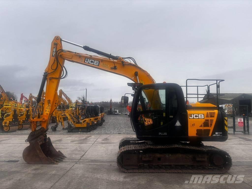 JCB JS 131 LC1 Plus 롱리치 굴삭기