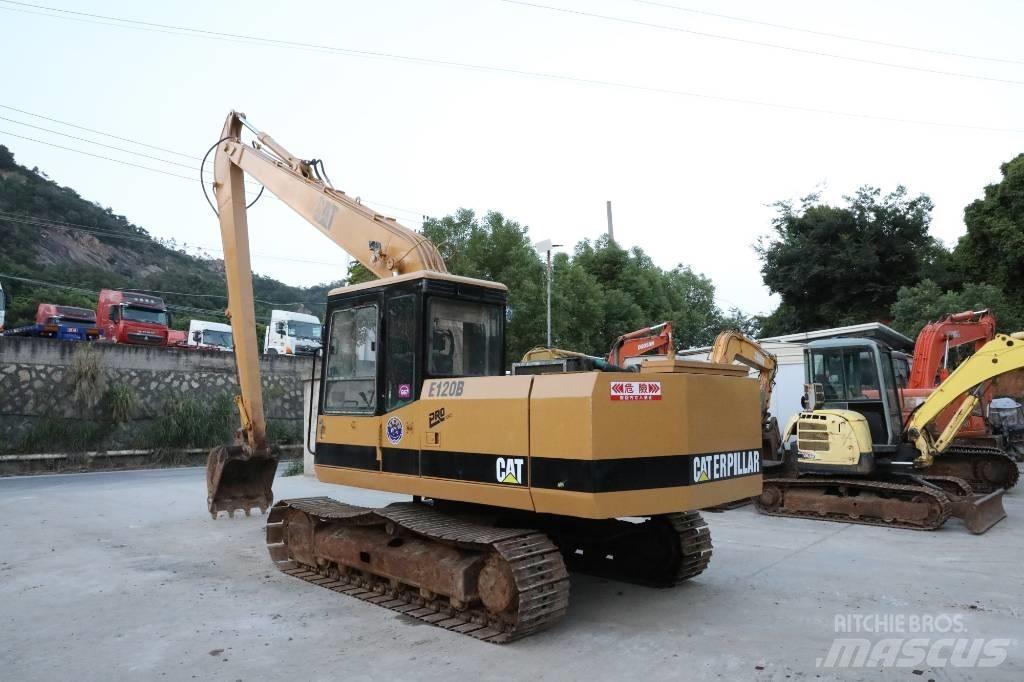 CAT E120B Long boom 대형 굴삭기 29톤 이상