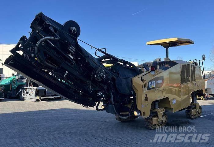 CAT PM 310 아스팔트 콜드 밀링 기계