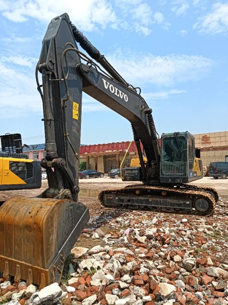 Volvo EC 240 대형 굴삭기 29톤 이상
