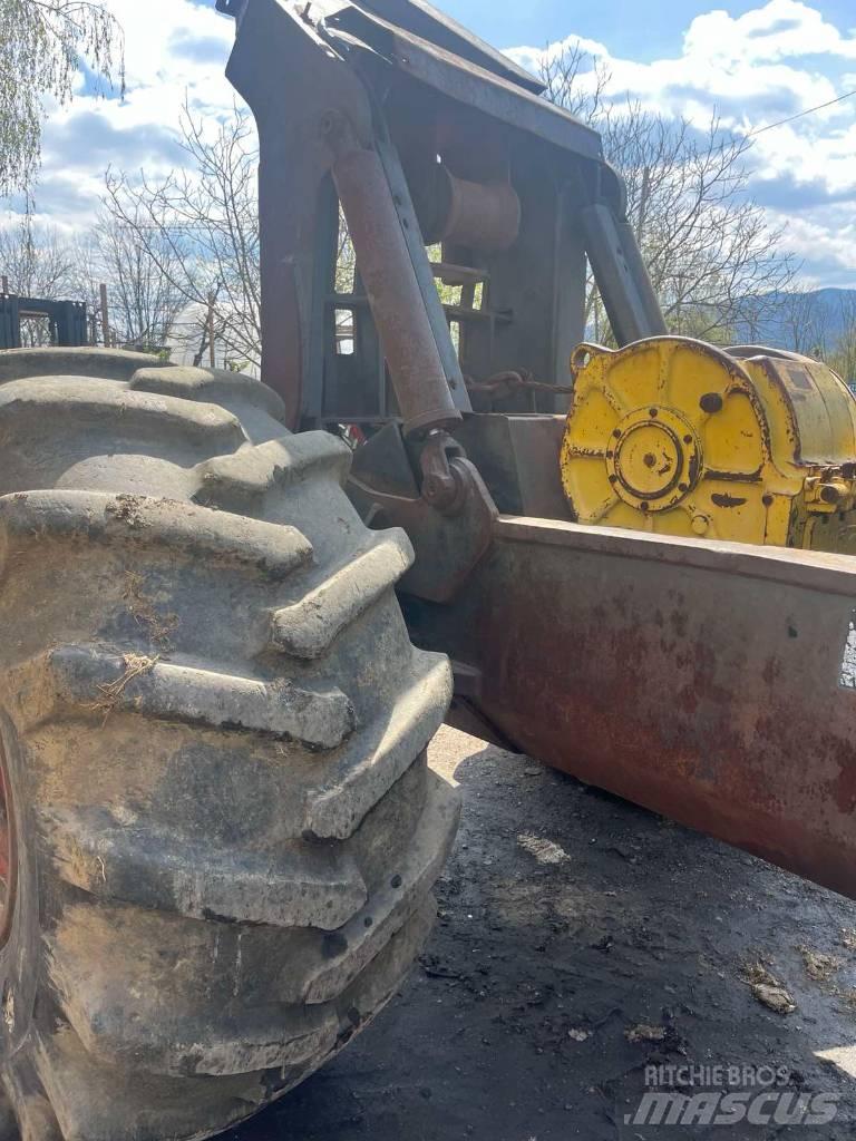 Timberjack 450C 목재스키더