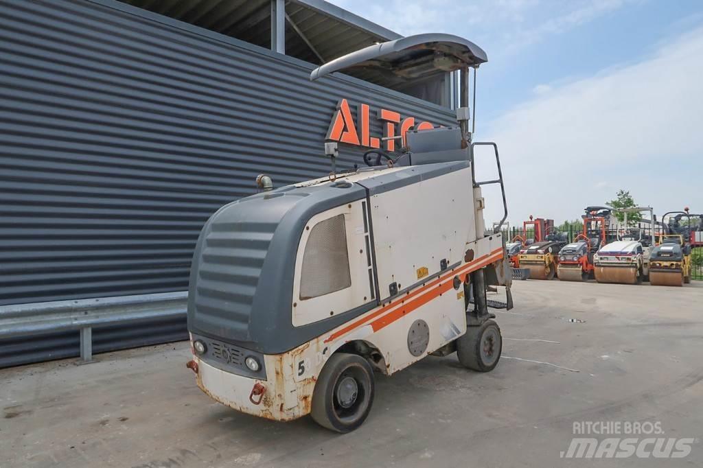 Wirtgen W 50 DC 아스팔트 콜드 밀링 기계