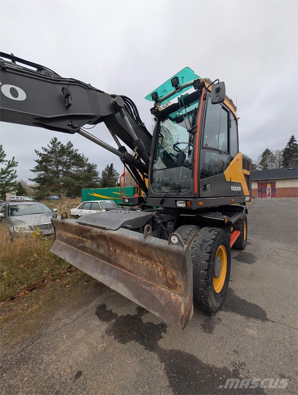 Volvo EWR150 E  휠 굴삭기