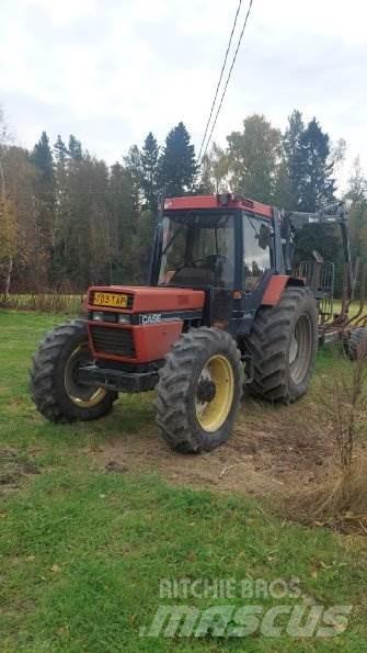 Case IH 845 XL 트랙터