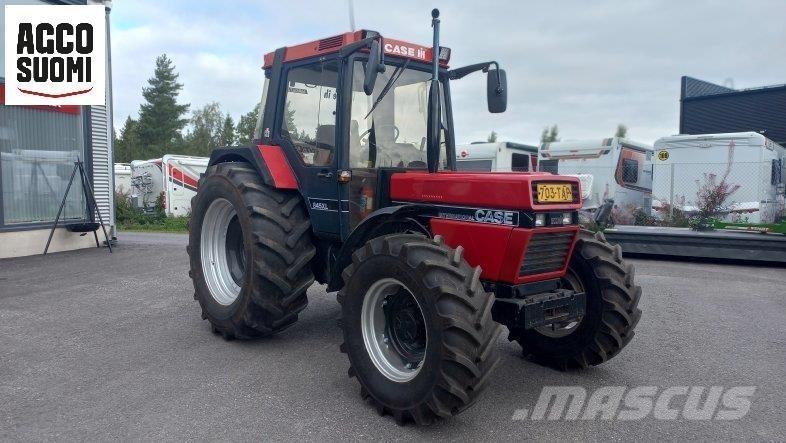 Case IH 845 XL 트랙터