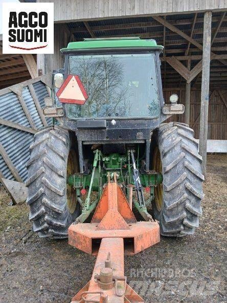 John Deere 3040 SG 트랙터