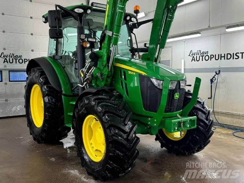John Deere 5100 R 트랙터
