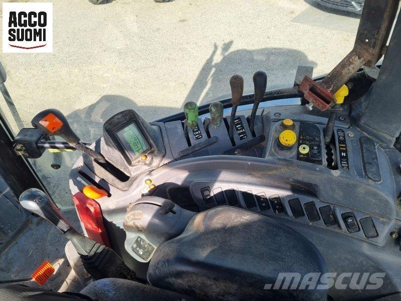 New Holland T6050 트랙터