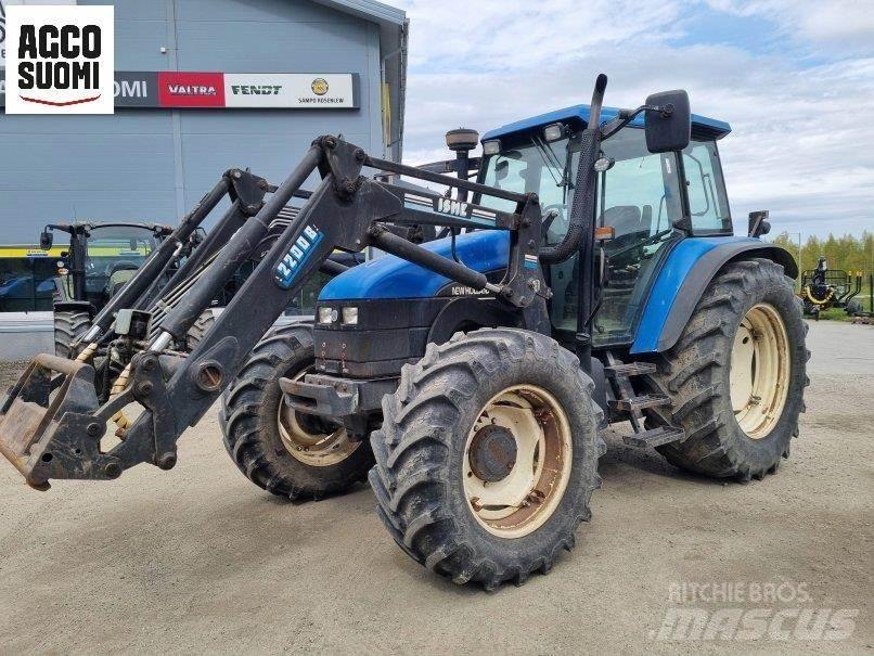 New Holland TS115 트랙터