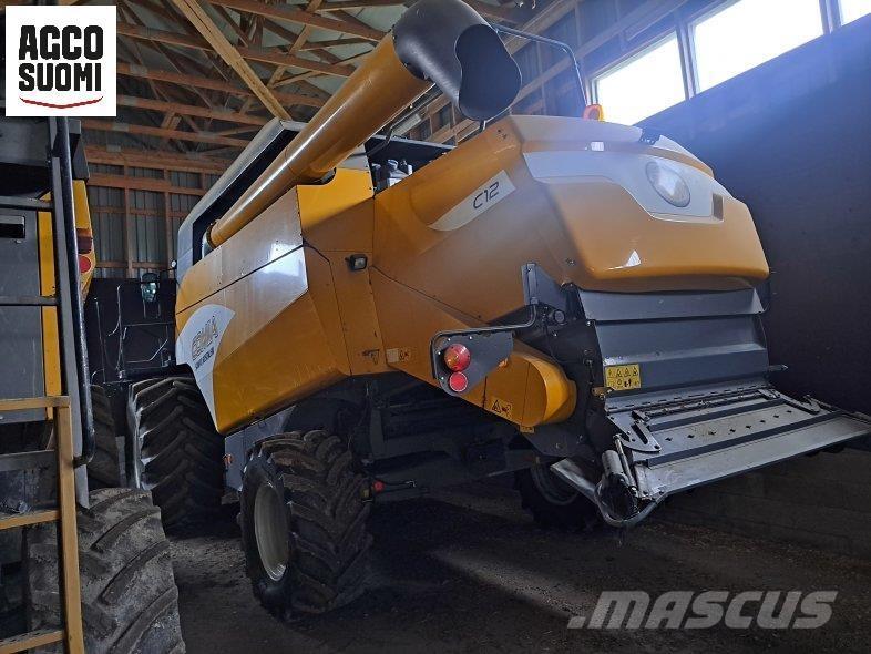 Sampo-Rosenlew C12 콤바인 수확기