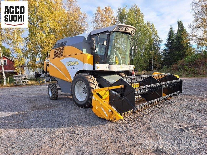 Sampo-Rosenlew C4 콤바인 수확기