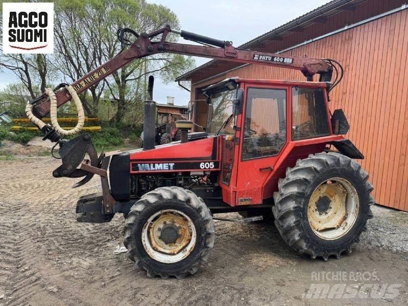 Valmet 605 트랙터