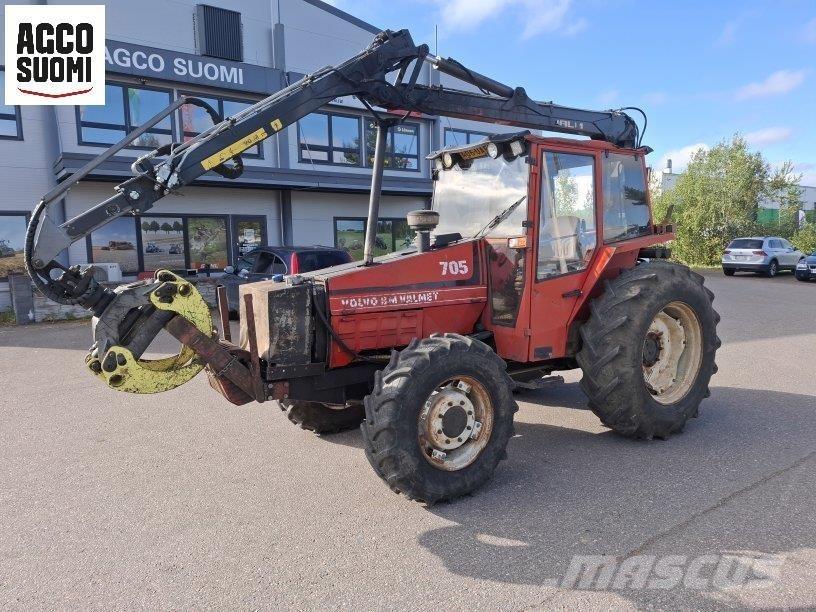 Valmet 705 트랙터
