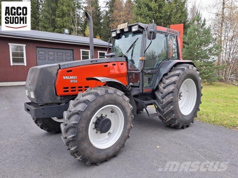 Valmet 8750 트랙터