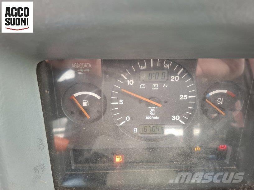 Valtra 8550 HT 트랙터