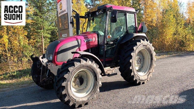 Valtra A92 트랙터