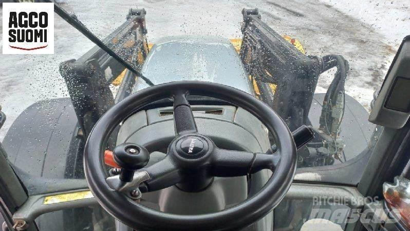 Valtra M150 트랙터
