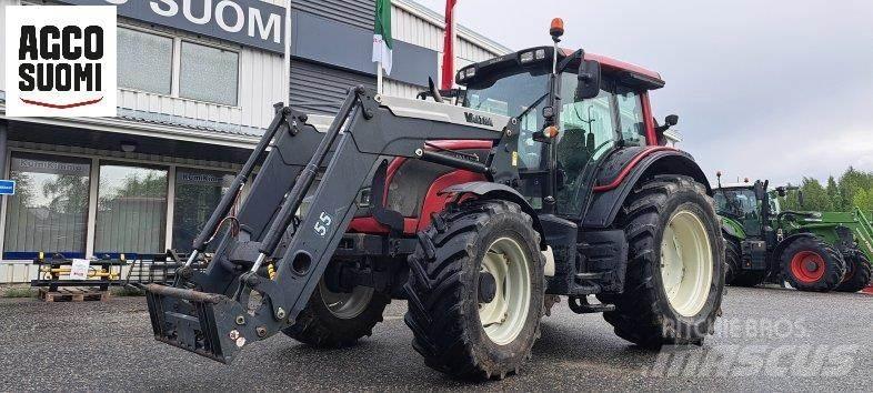 Valtra N111 HITECH 트랙터