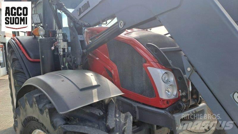 Valtra N143 HT 트랙터