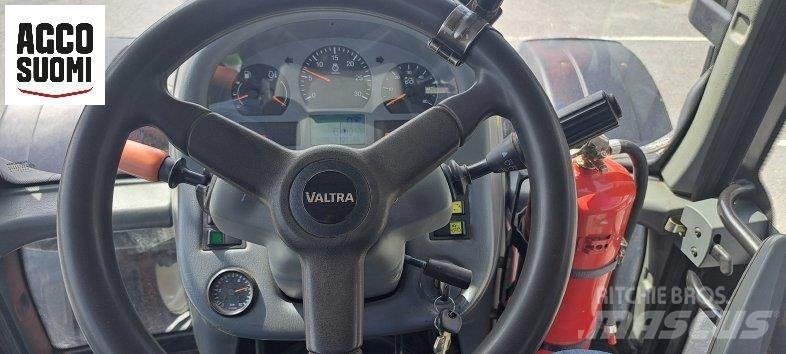Valtra T151 A 트랙터