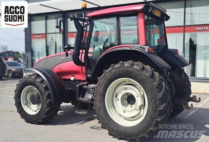 Valtra T151 A 트랙터