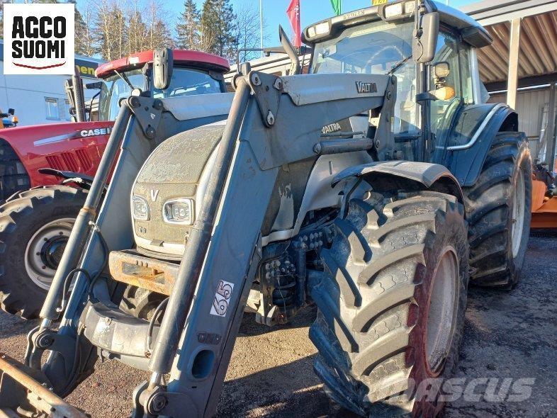 Valtra T151 HT 트랙터