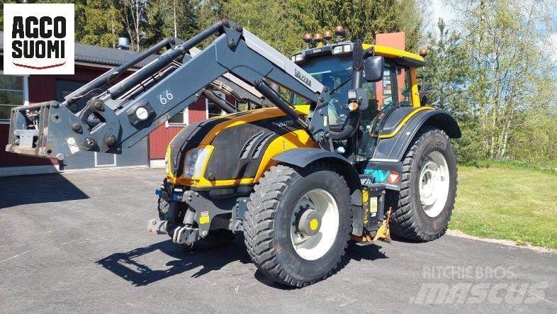 Valtra T153 H 트랙터