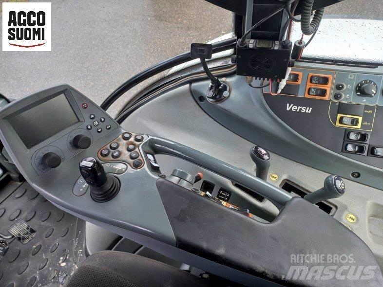 Valtra T213 VERSU 트랙터