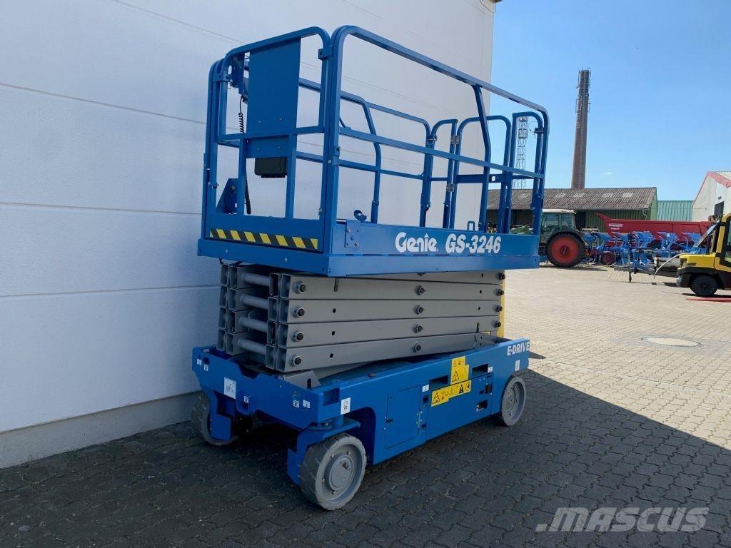 Genie GS-3246 가위형 리프트